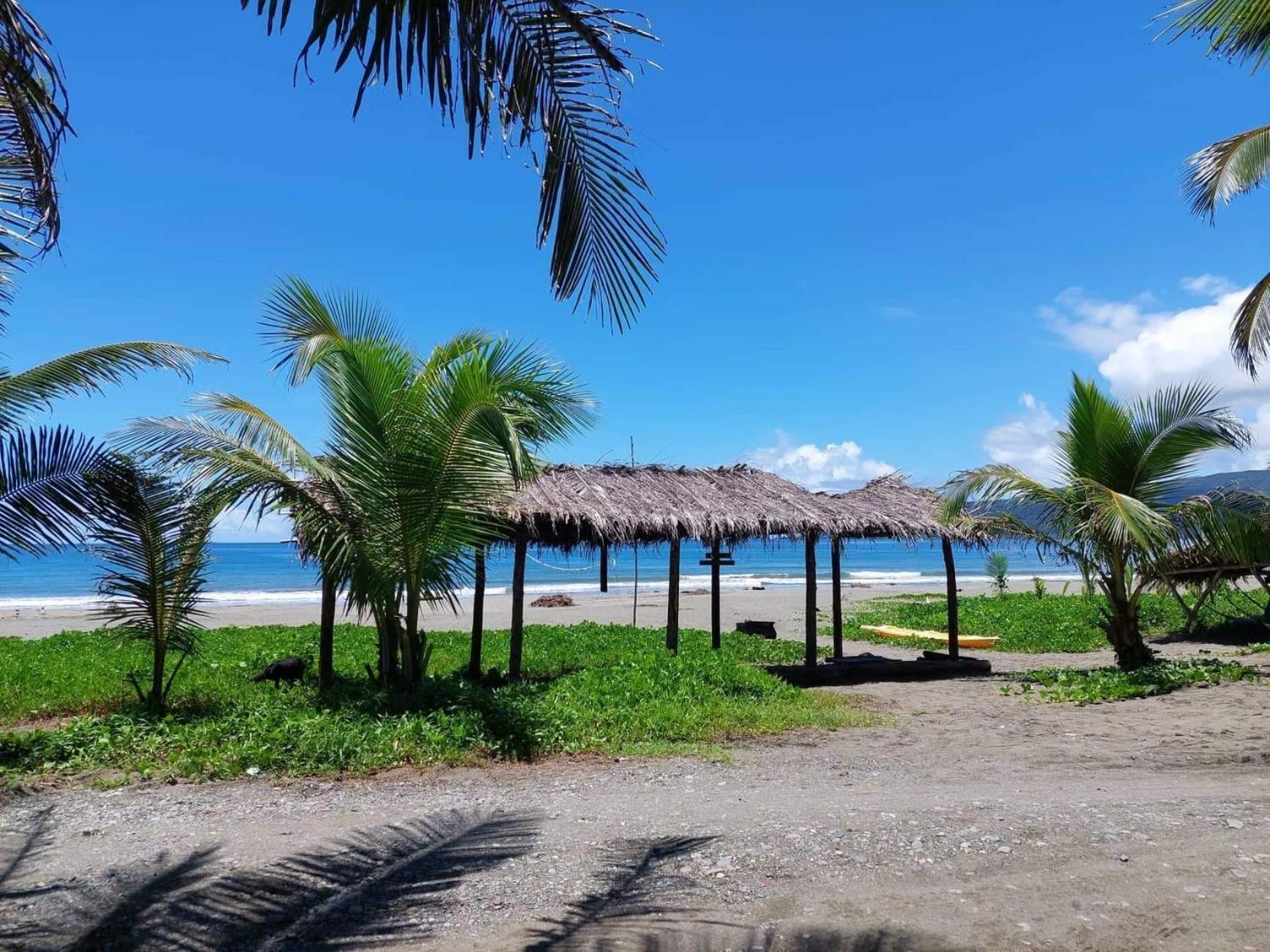 North Shore Beach Resort Baler Exterior foto